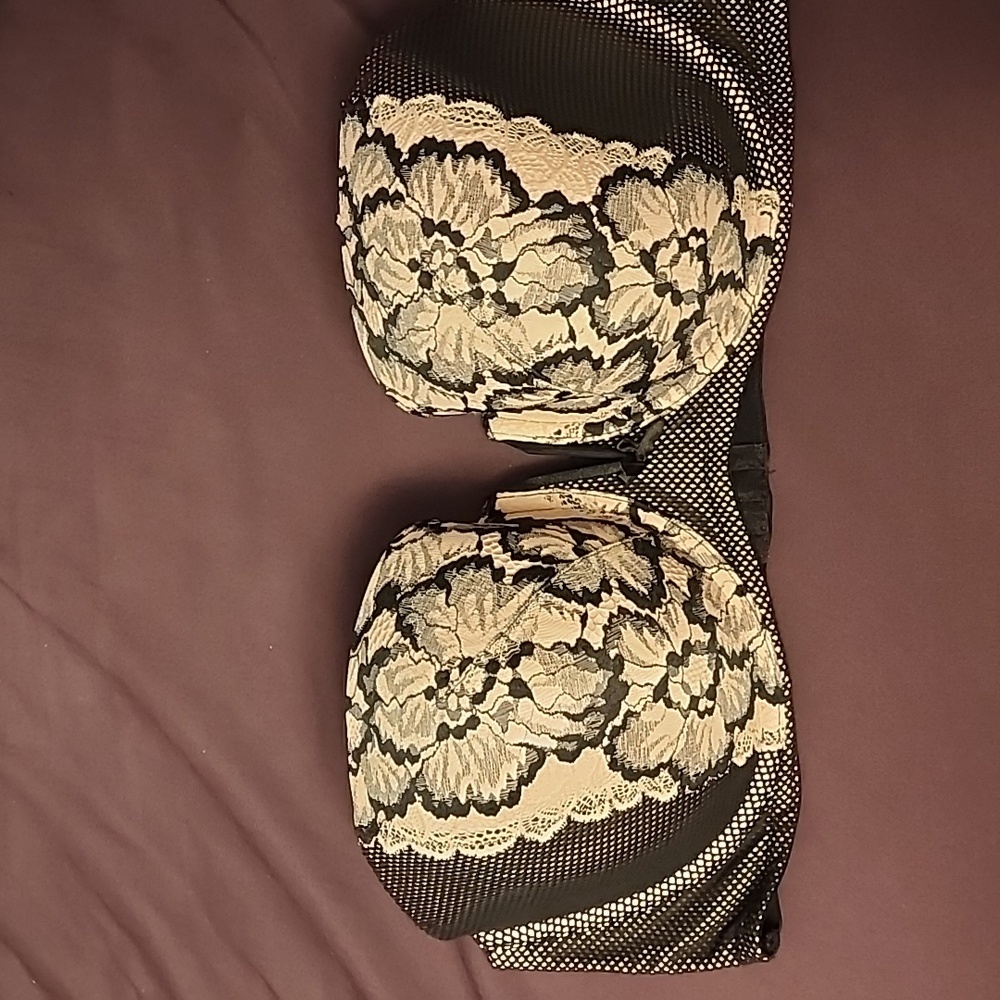 Convertible Strapless bra